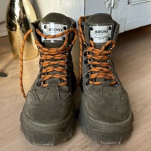 Bronx Platform Jaxstar Boots